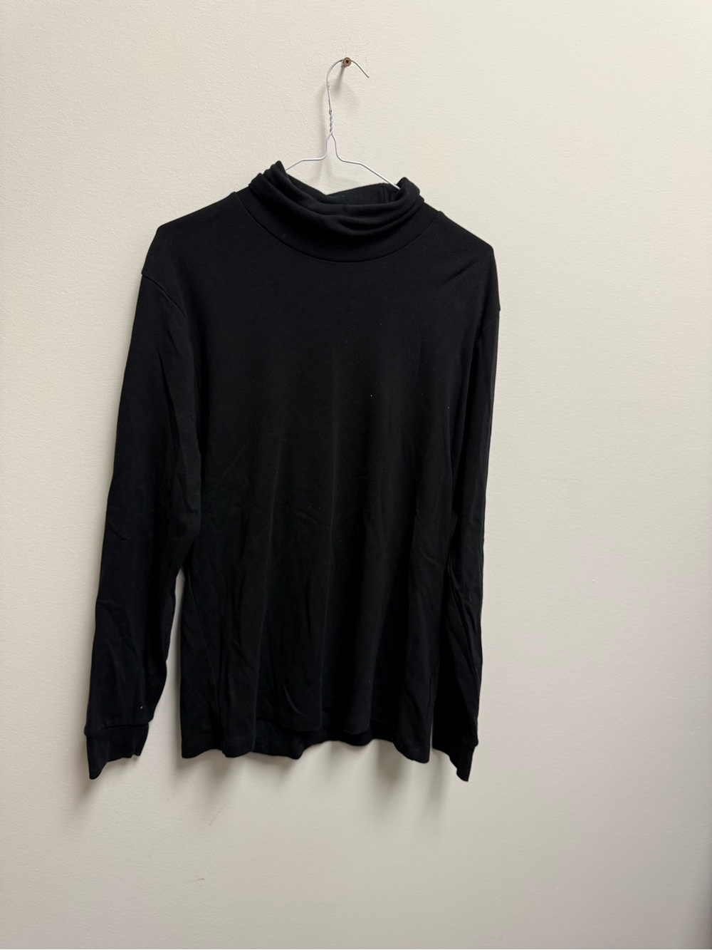 Uniqlo Men's Black Turtleneck Sweater - Lightweight Long Sleeve